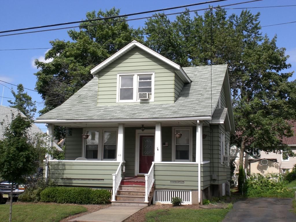 MLS #/Web ID: 2713321
