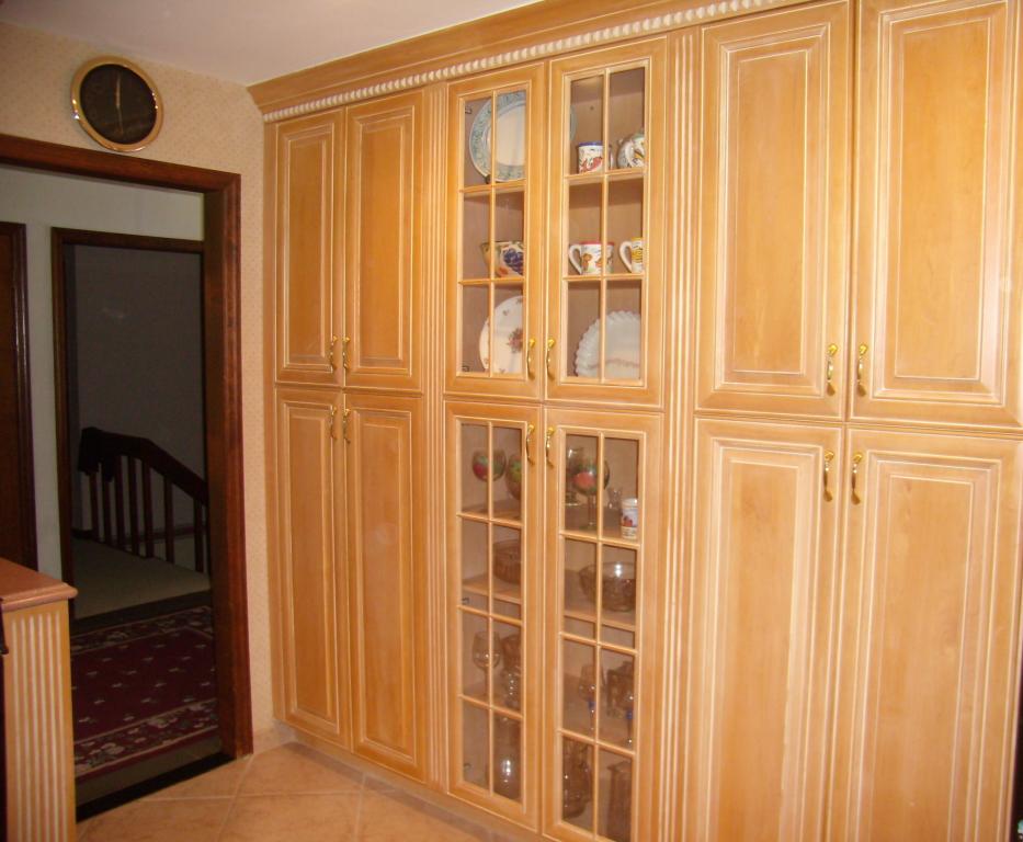 6 LISA LN