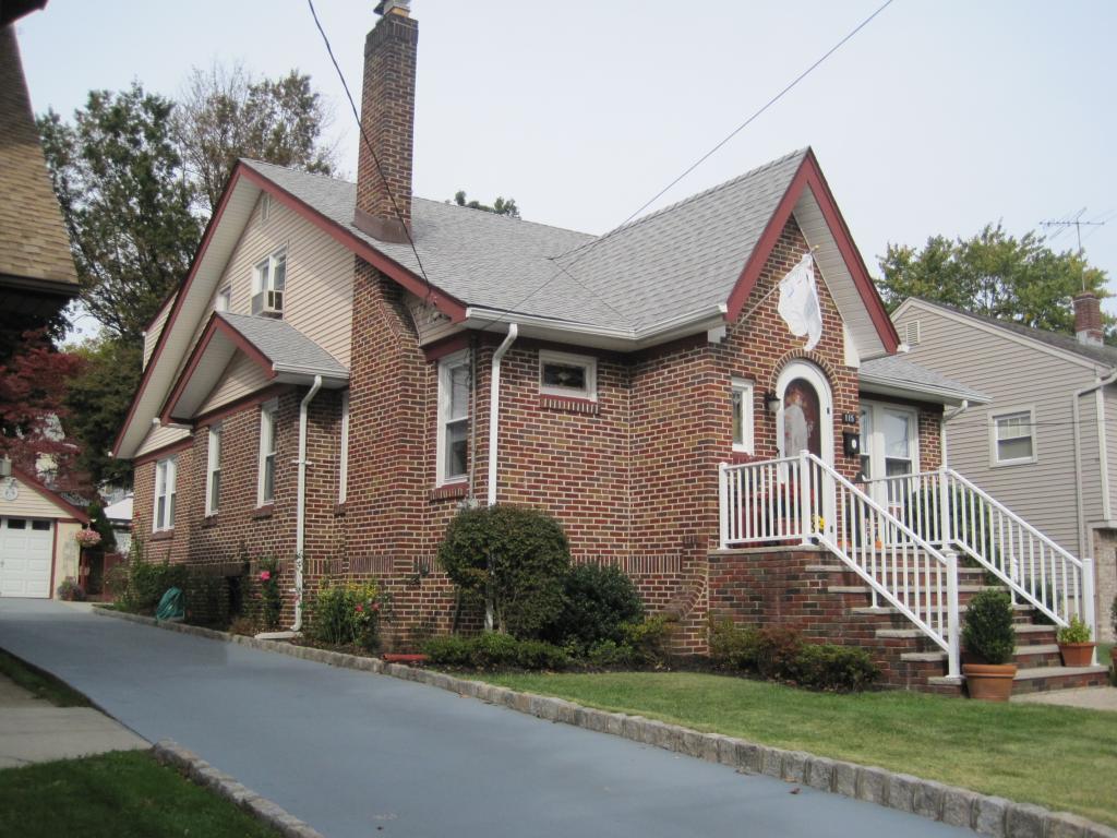 MLS #/Web ID: 2721121