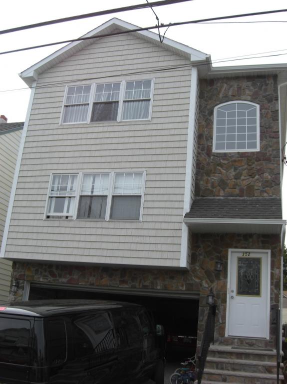 MLS #/Web ID: 2721521