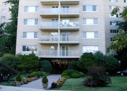 377 South Harrison-Apt6D