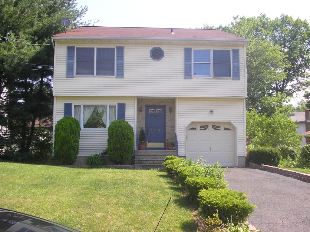 1135 LINCOLN AVE