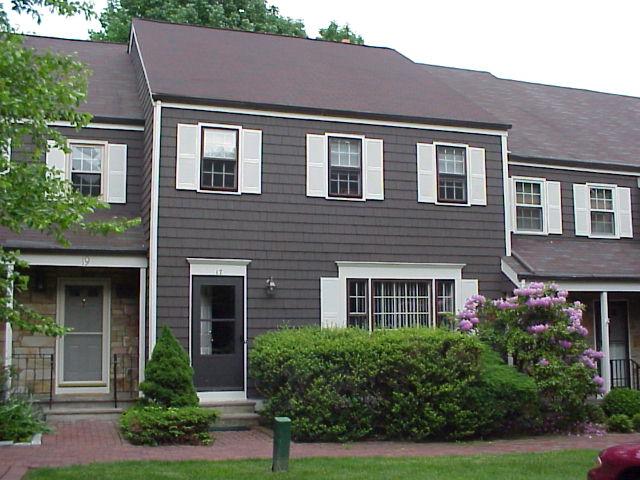 17 Wexford Drive