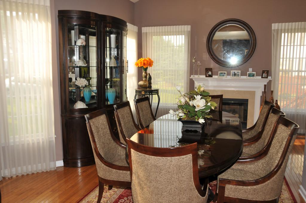 MLS #/Web ID: 2689222