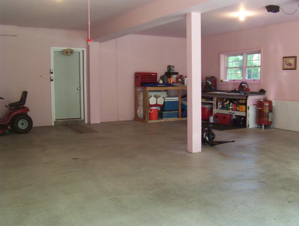 MLS #/Web ID: 2701922