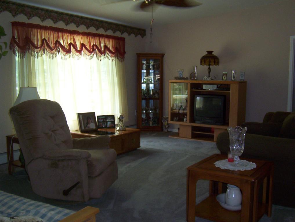 MLS #/Web ID: 2701922