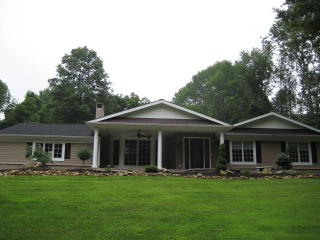128 PETTICOAT LN