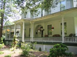 302 MANSFIELD ST