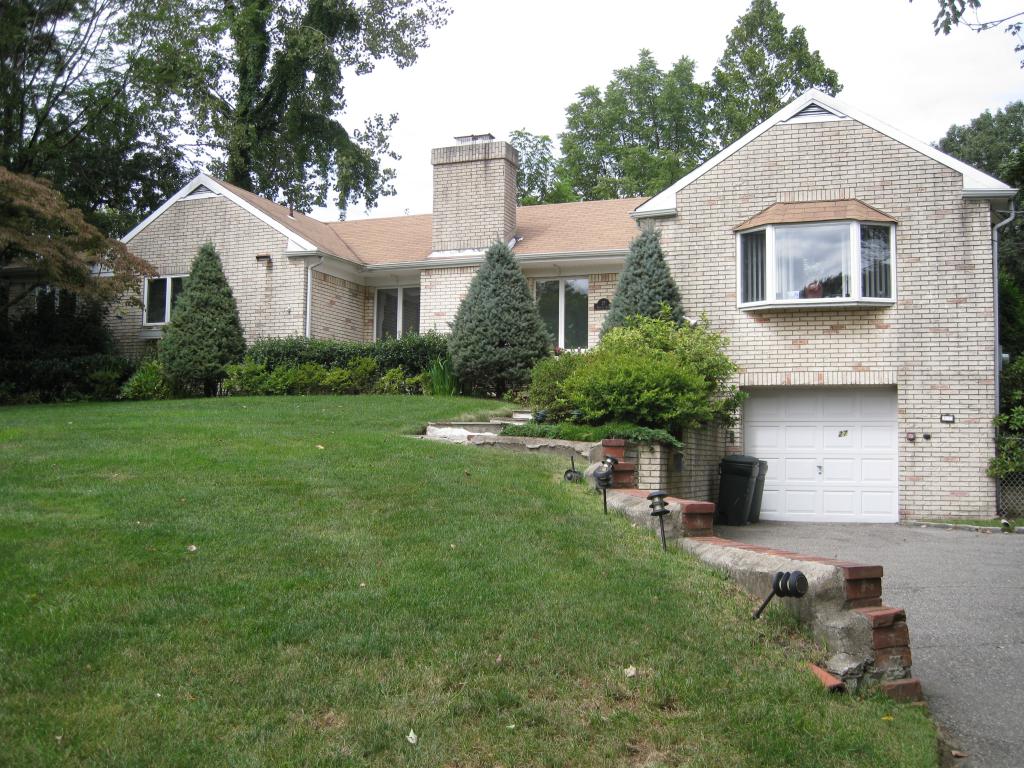 27 HOUSTON RD