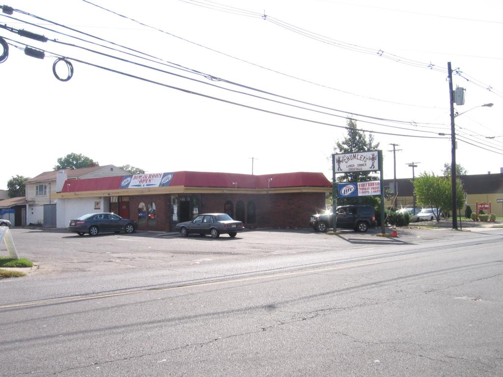 374 N MIDLAND AVE