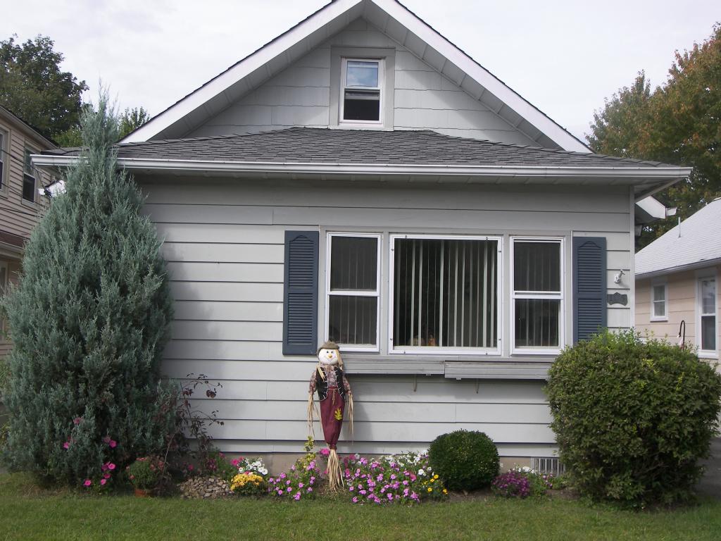 MLS #/Web ID: 2716922