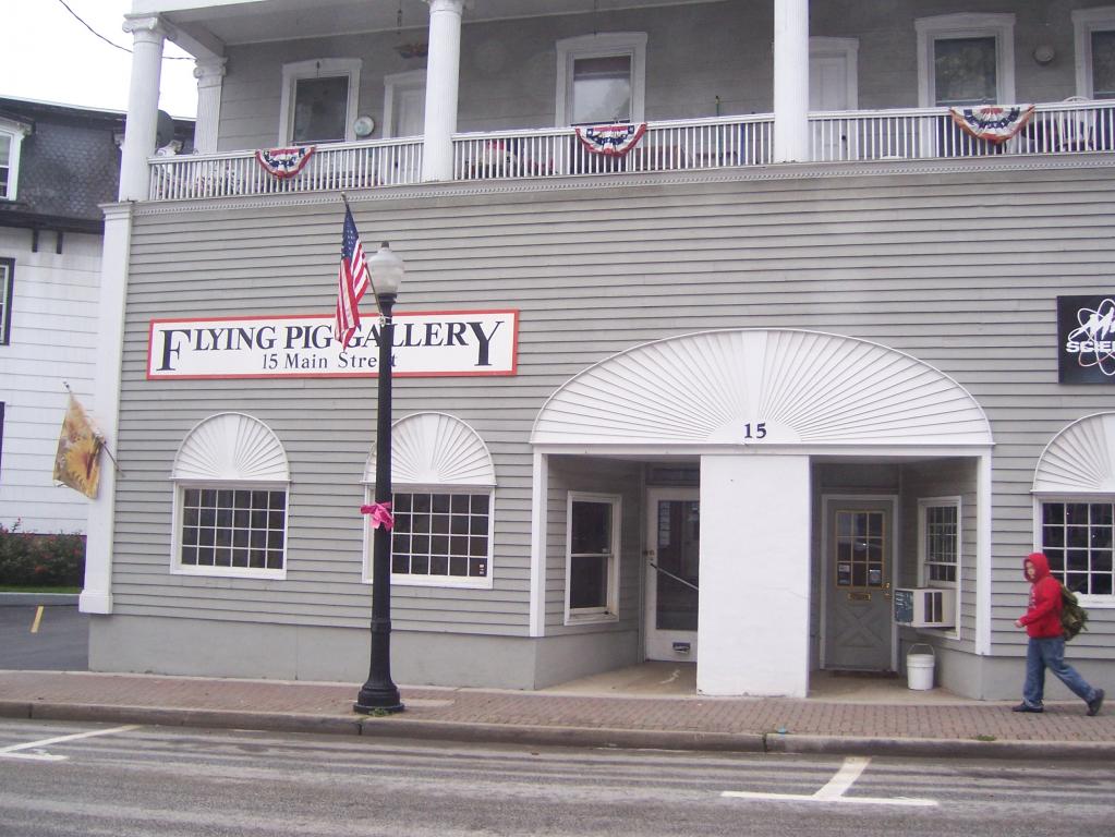 15 MAIN ST