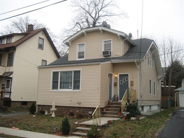 MLS #/Web ID: 2721522