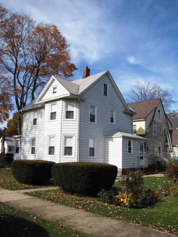 80 BAKER AVE
