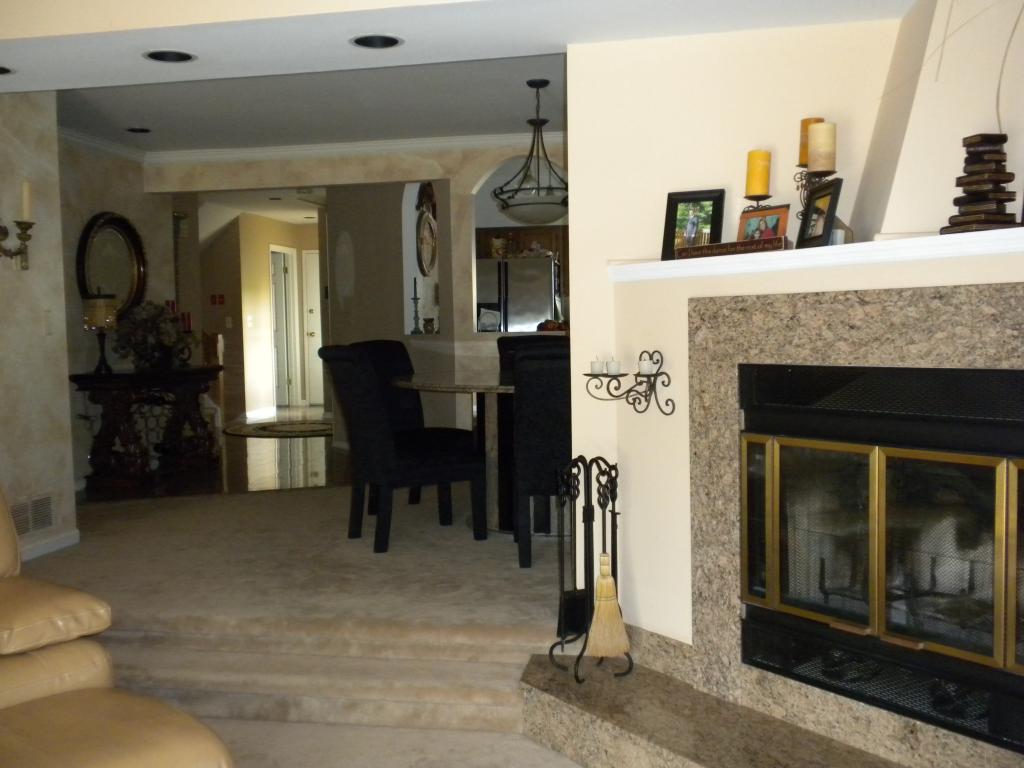 MLS #/Web ID: 2725022
