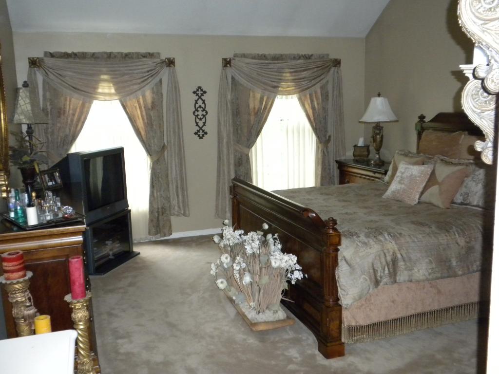 MLS #/Web ID: 2725022