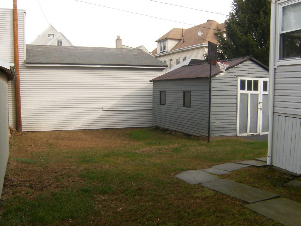 MLS #/Web ID: 2725322