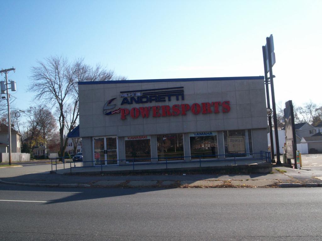 420 MEMORIAL PKWY