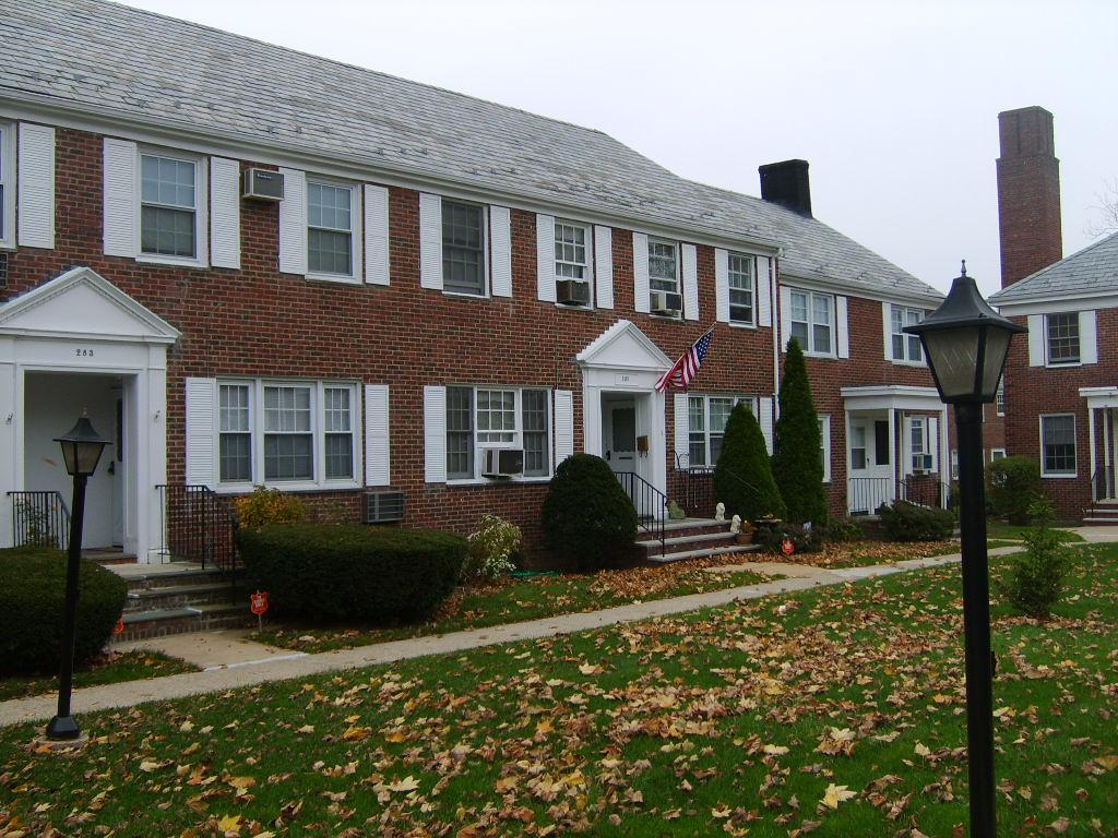 Property at 285a Elmwood Ave   07040, Maplewood, NJ For Sale