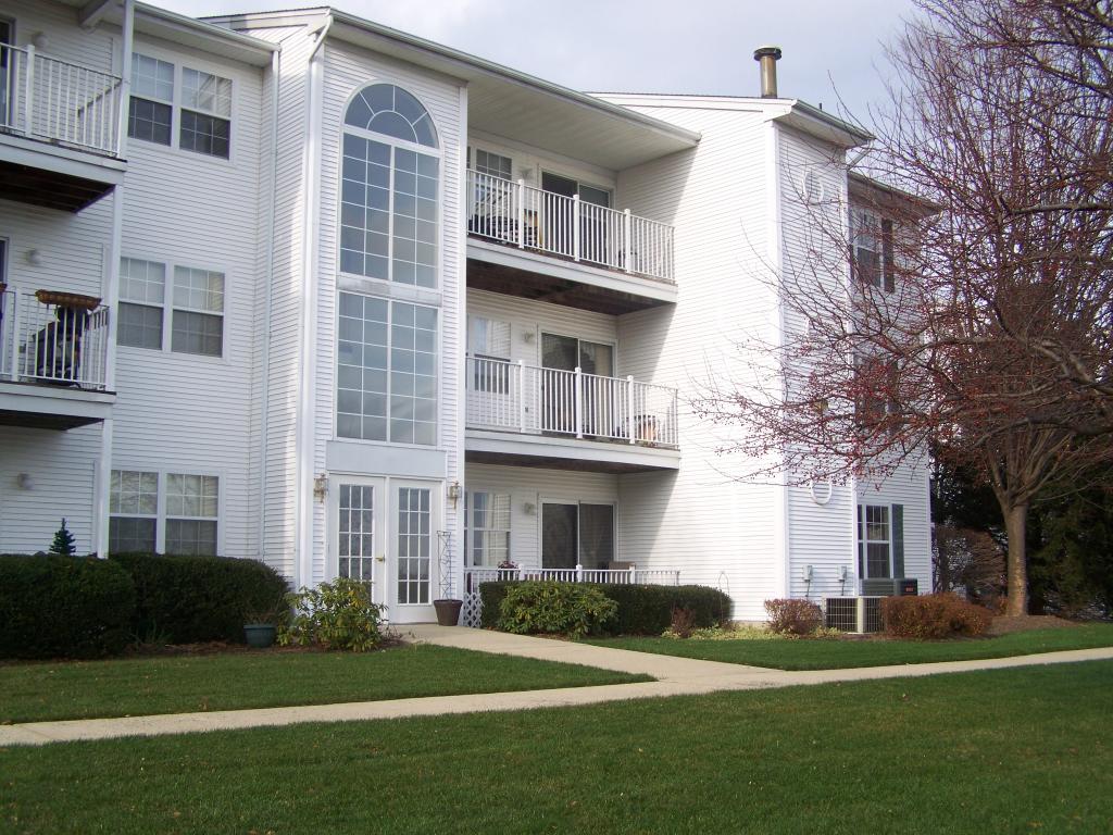 41 CRESTVIEW LN
