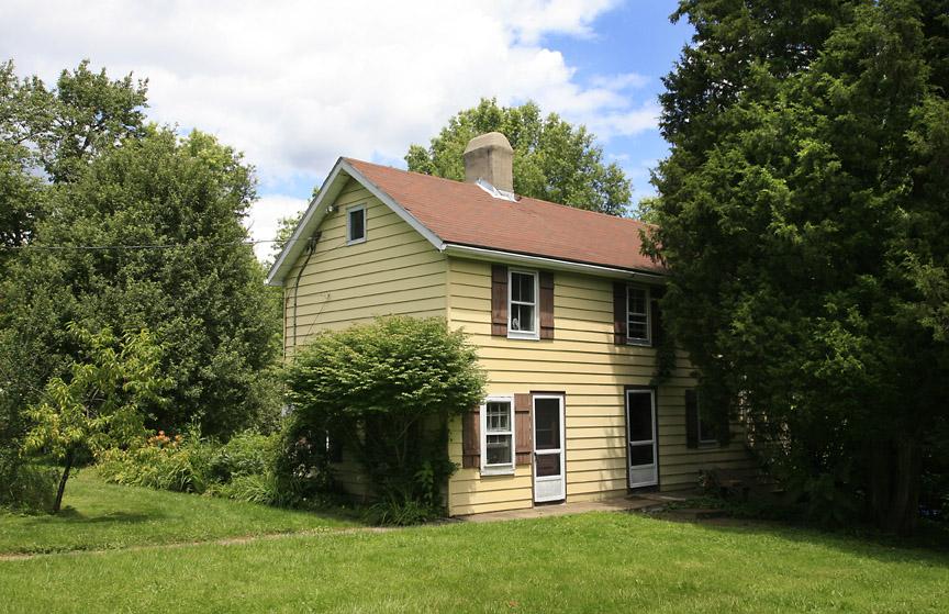MLS #/Web ID: 2690923