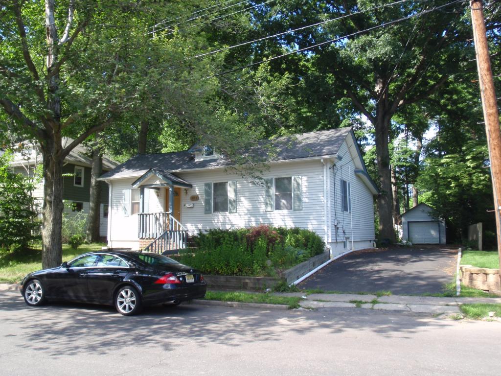 Single Family Home for Sale, ListingId:14251716, location: 502 W LOOKOUT AVE Hackensack 07601