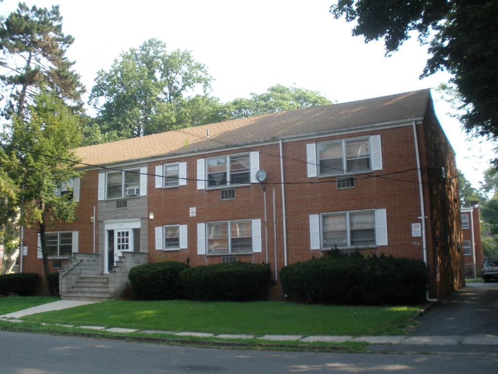 MLS #/Web ID: 2704423