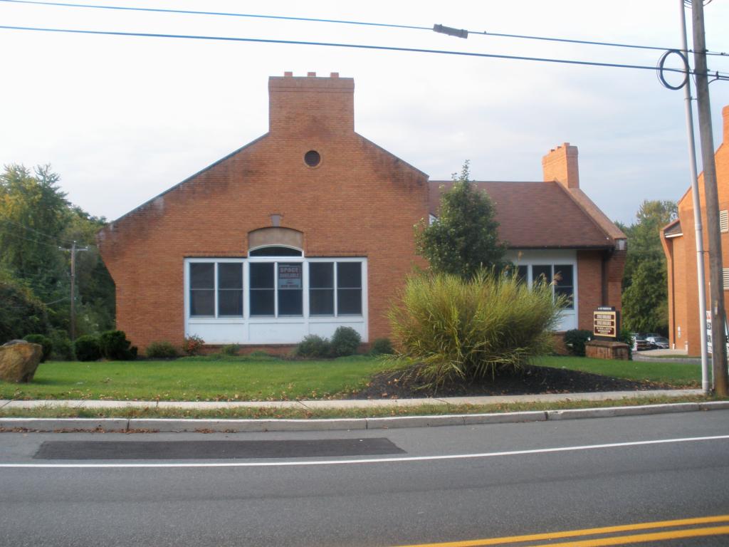 MLS #/Web ID: 2715623