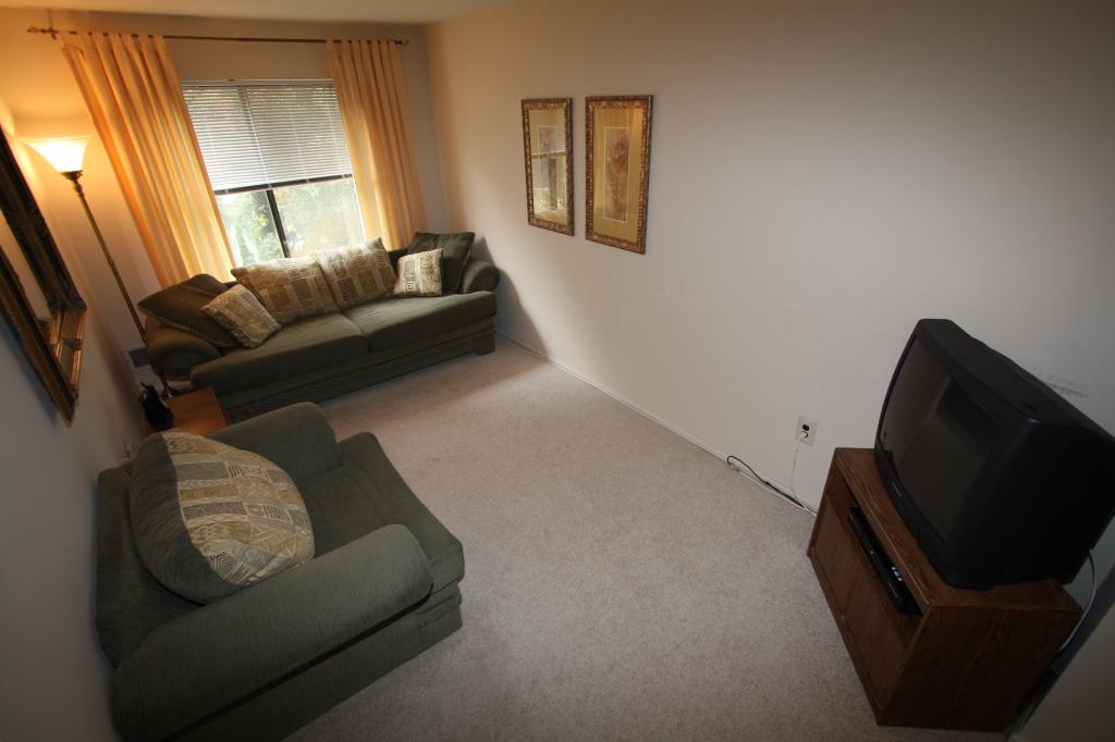 8147 ASHLAND CT