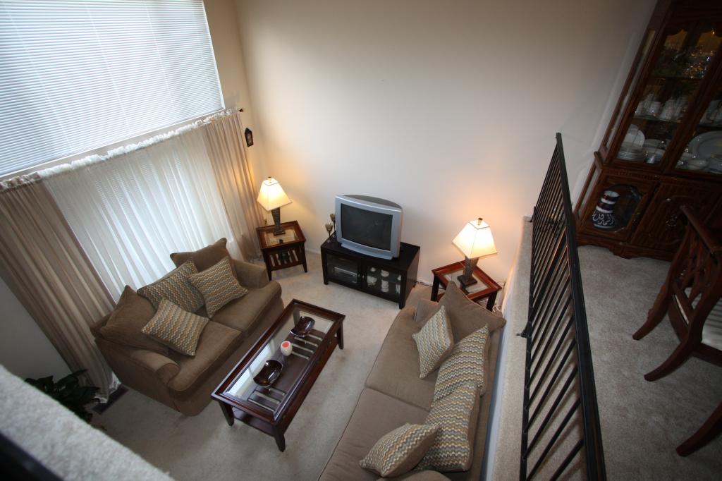 8147 ASHLAND CT