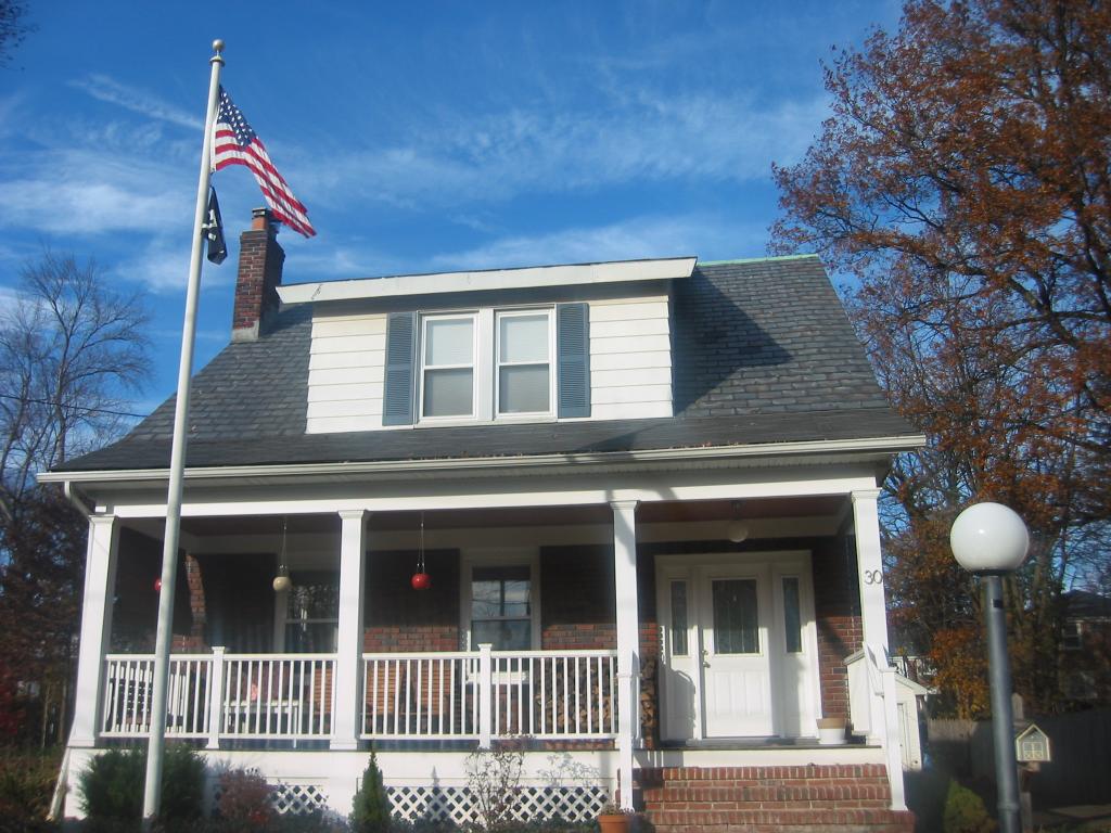30 W BROWN ST
