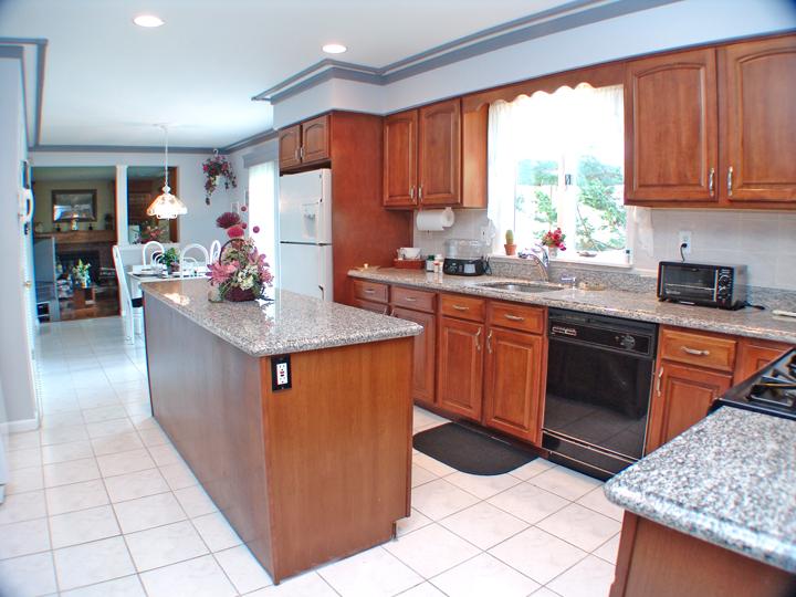 MLS #/Web ID: 2681324