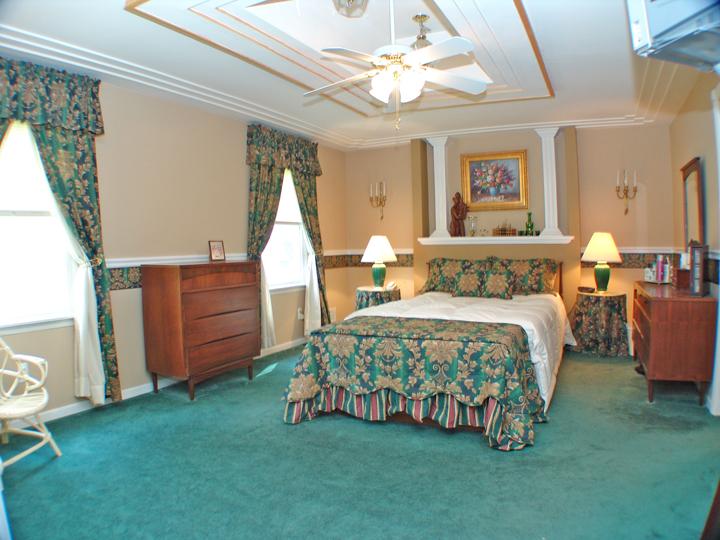 MLS #/Web ID: 2681324