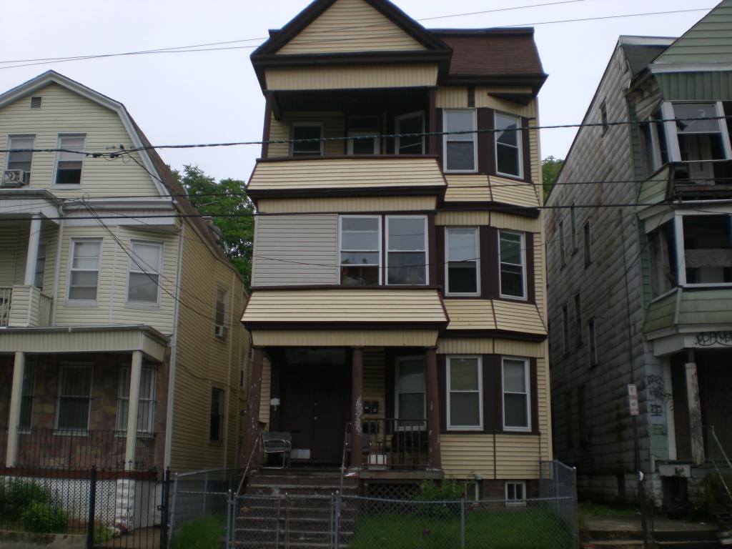 MLS #/Web ID: 2687924