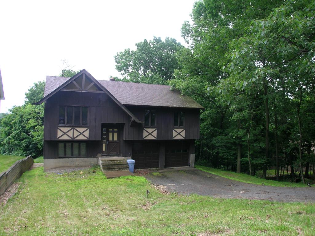 MLS #/Web ID: 2692224