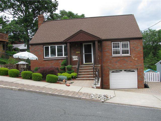 MLS #/Web ID: 2694924