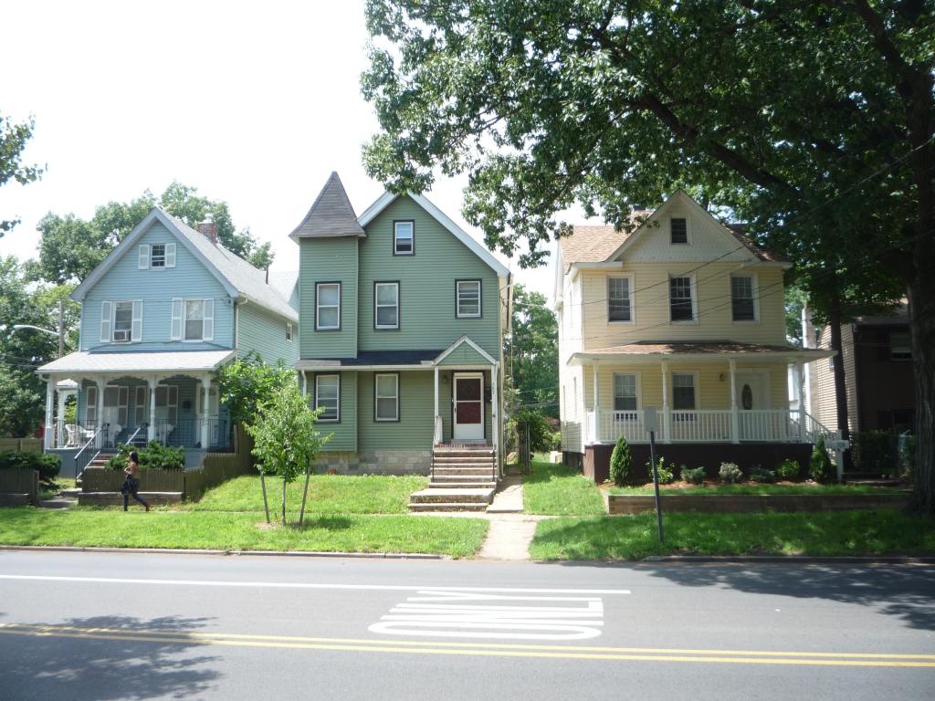 MLS #/Web ID: 2696224