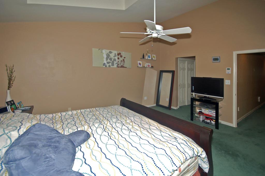 MLS #/Web ID: 2697224