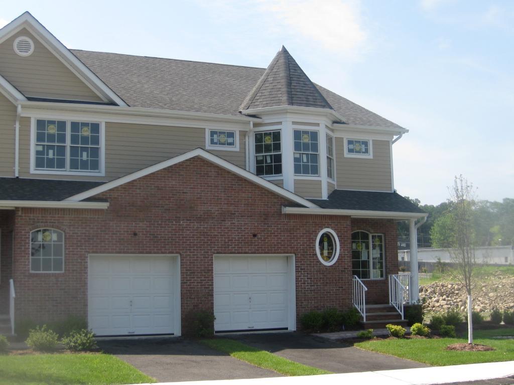 73 Mara Blvd
