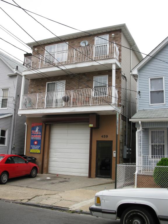 MLS #/Web ID: 2713724