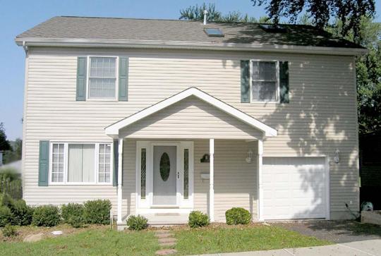 226 OAK ST