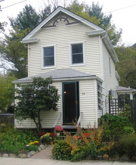 MLS #/Web ID: 2720824