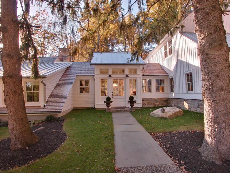 28 LONGVIEW RD