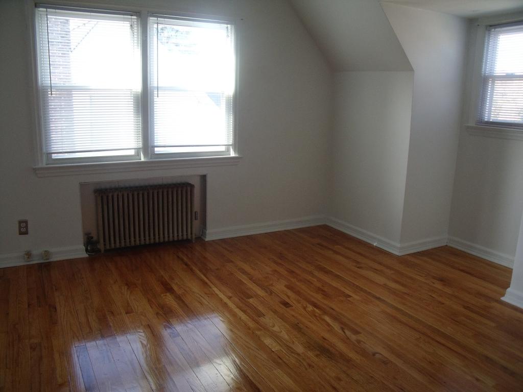 81 ABERDEEN CT