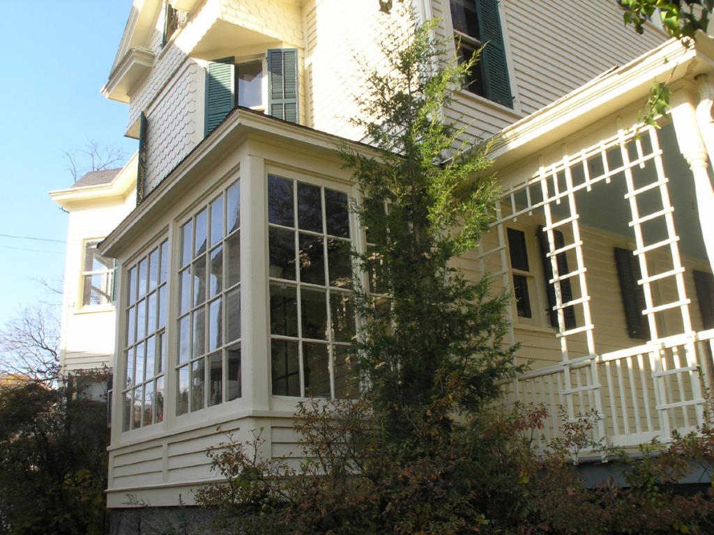 261 SPEEDWELL AVE