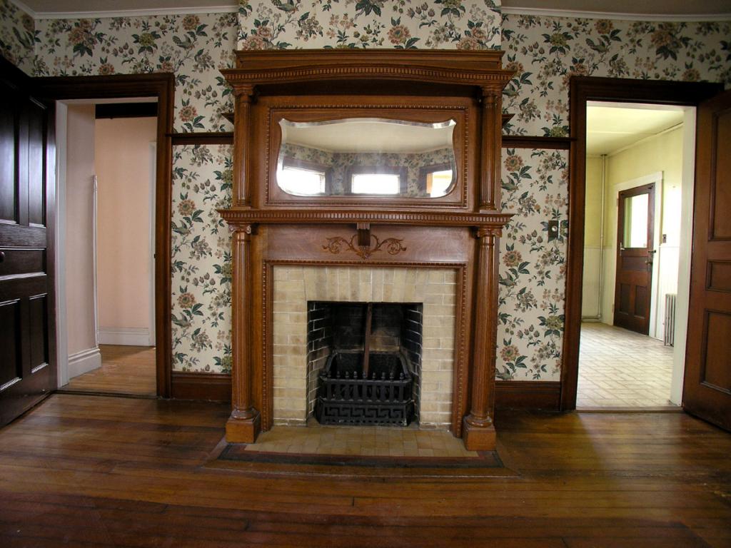 261 SPEEDWELL AVE