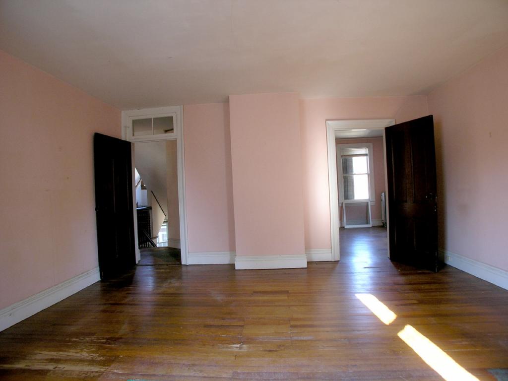 261 SPEEDWELL AVE