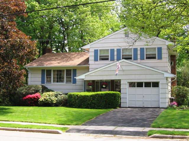 MLS #/Web ID: 2727524