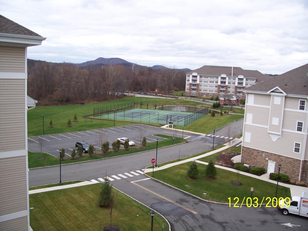 MLS #/Web ID: 2731424