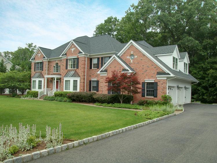11 Heritage Rd.